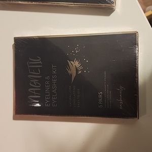 Magnetic Eyelashes